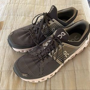 On Cloudswift Running Shoes